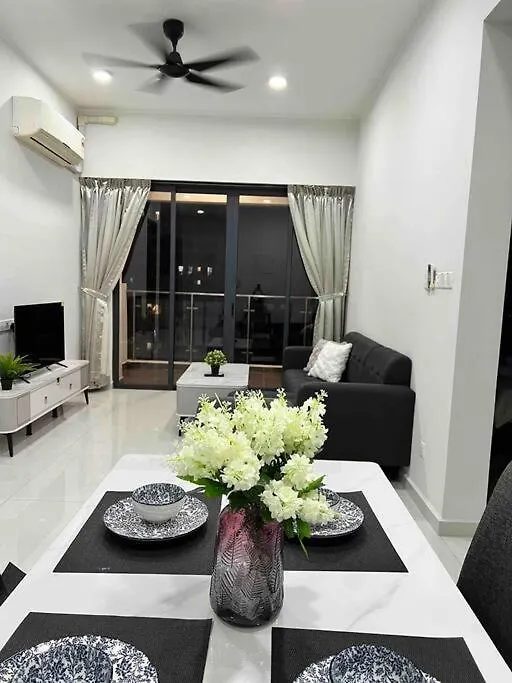 Minimalist Cgdb 2R2B High Rise Seaview Apartment Johor Bahru
