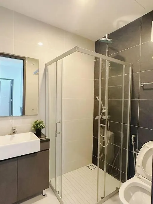 Minimalist Cgdb 2R2B High Rise Seaview Apartment Johor Bahru 0*,  Malaysia
